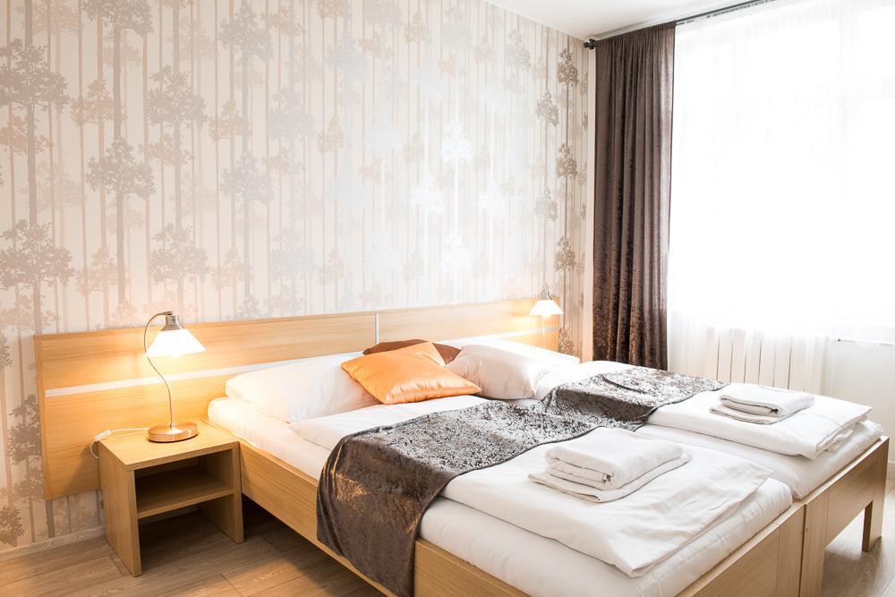 Hotel Imos Breclav ภายนอก รูปภาพ